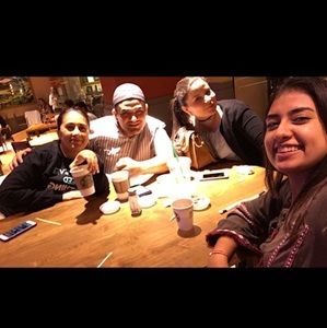 Meet your Posher, Carmen